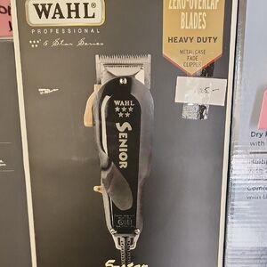Wahl Professional Senior Clipper - Black and Silver